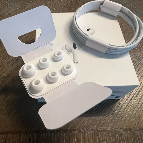 COPY - Apple Airpods Pro 2nd Generation Ear Tips new authentic - Picture 2 of 2